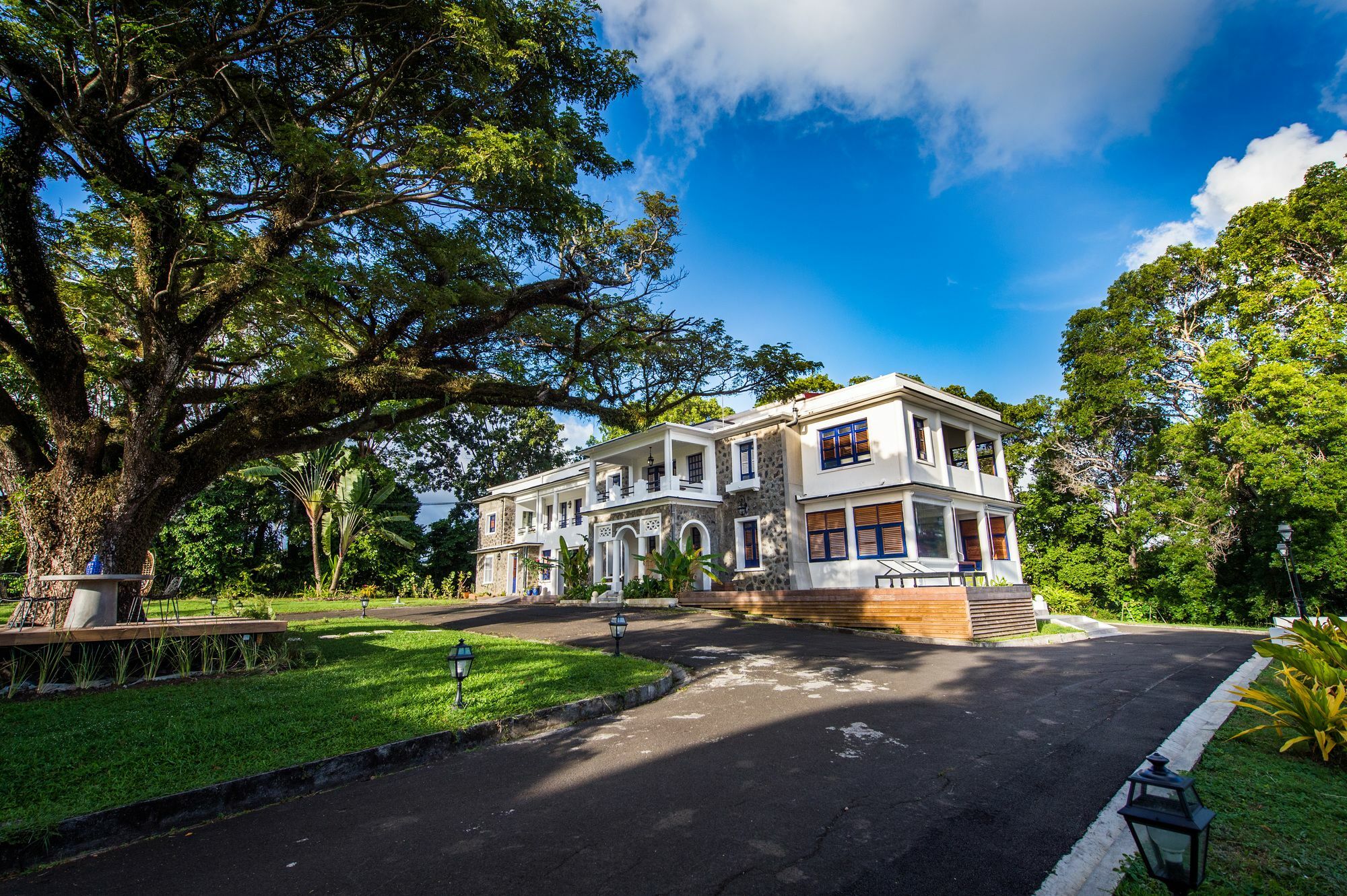 Apolline Hotel ฟอร์-เดอ-ฟร็องส์ ภายนอก รูปภาพ